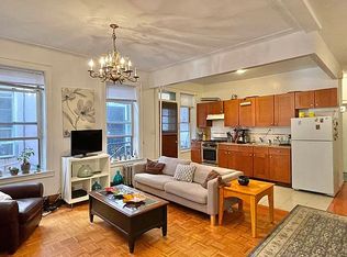 23-21 26th St #11, Astoria, NY 11105