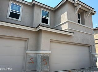 5839 E Covey Ln, Phoenix, AZ 85054