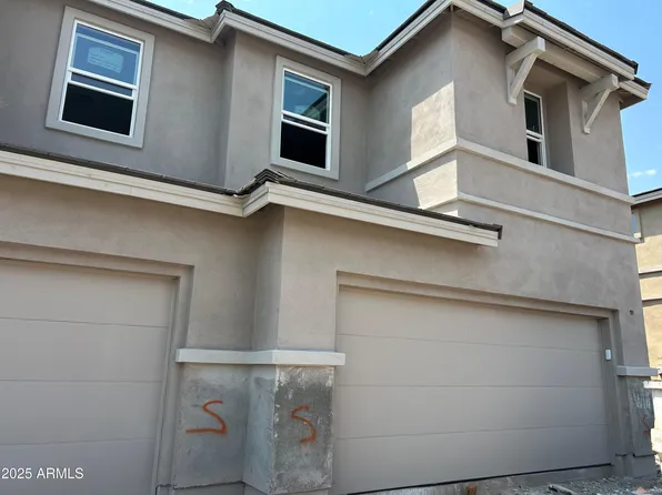 5839 E COVEY Lane, Phoenix, AZ 85054