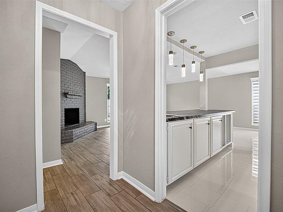5th image of 822 Shadwell Dr