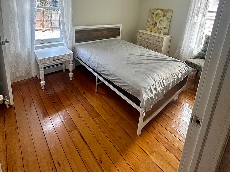 21 Berkeley Ave — Photo 9
