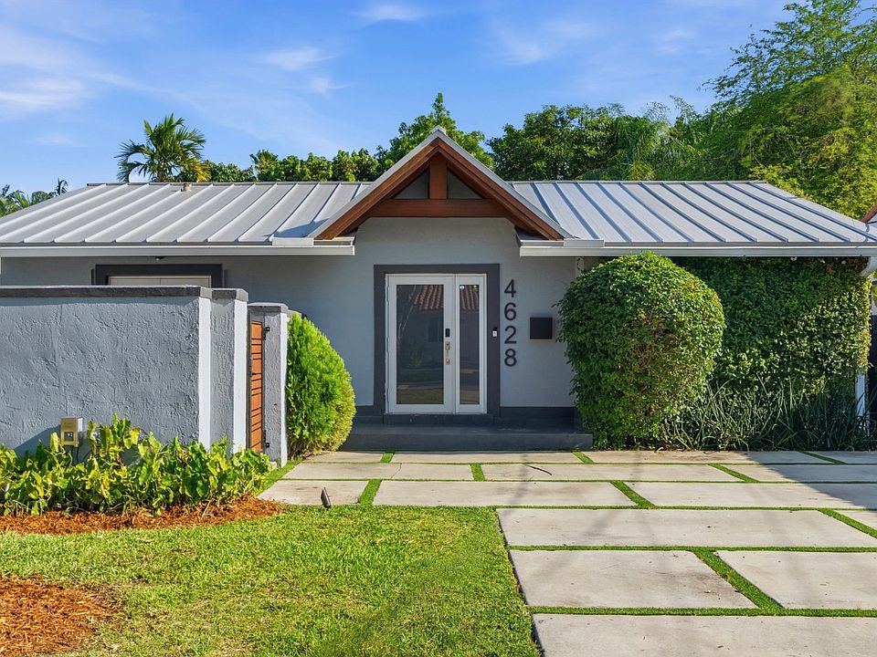1st image of 4628 SW 10th St