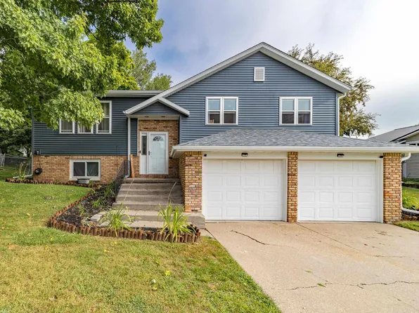 307 Concord Ct, Park View, IA 52748