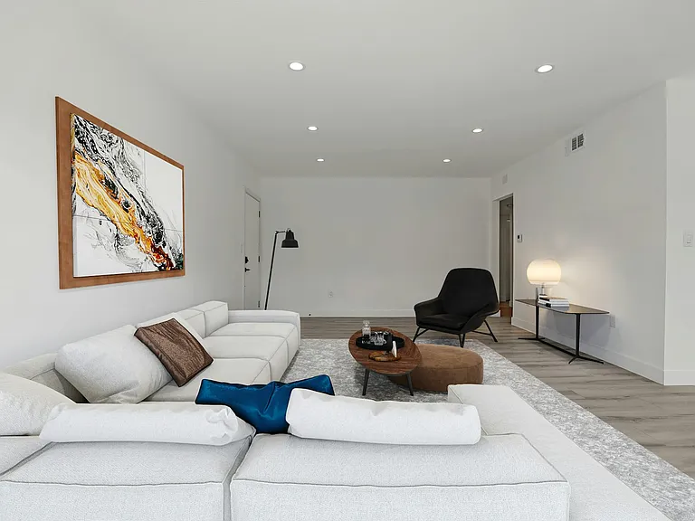 2034 S Garth Ave #1 — Photo 5