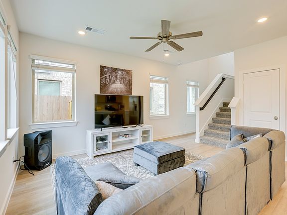 4th image of 31915 Bromley Fern Dr