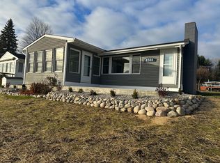 4586 N Verity Rd, Sanford, MI 48657