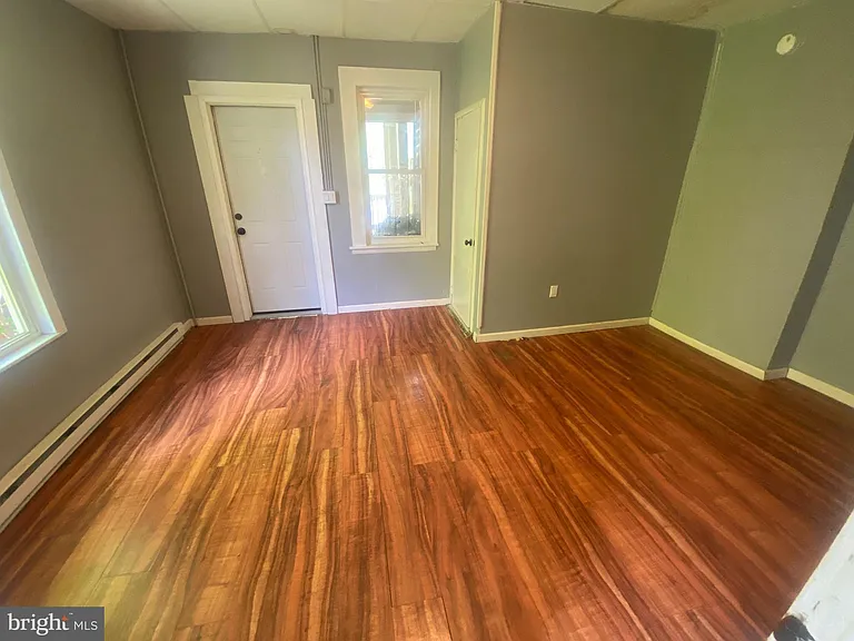 621 Madison Ave #1 — Photo 2
