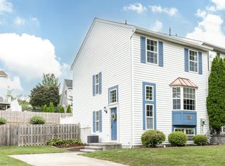 708 Spotters Ct, Hampstead, MD 21074