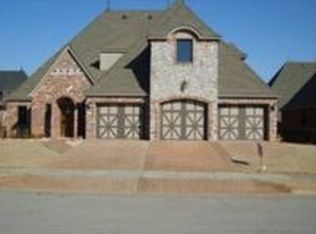 305 SW Chablis St, Bentonville, AR 72712