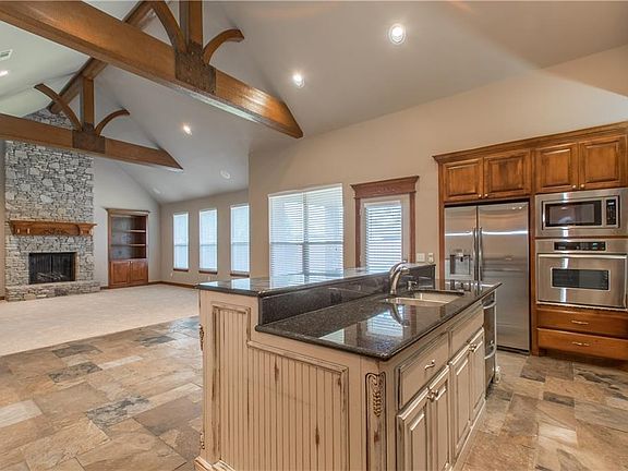 5th image of 3112 White Cedar Dr
