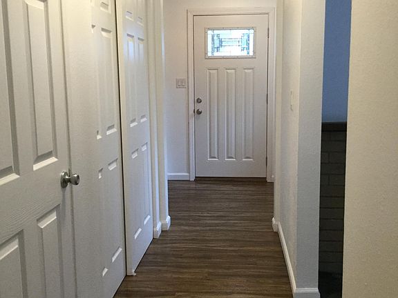 4th image of 5620 64th Ave NE
