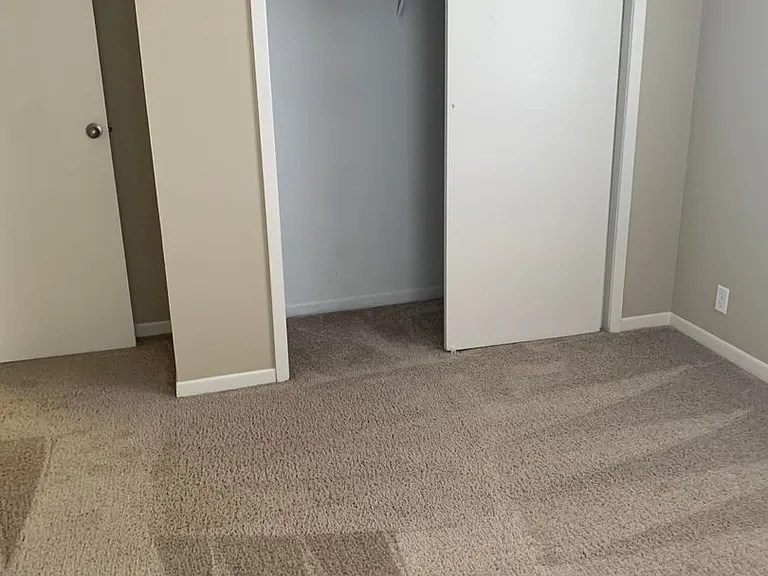Superior Place Apartments — Photo 53