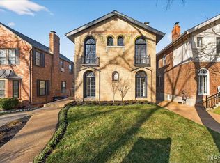 7267 Lindell Blvd, Saint Louis, MO 63130