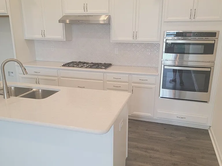 5841 Waterfall Pl — Photo 14