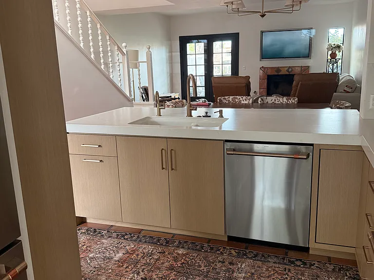 2949 E Rose Ln — Photo 10