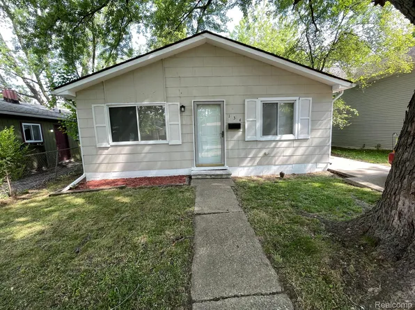 134 Dresden Ave, Pontiac, MI 48340