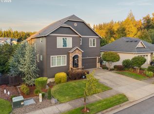 9488 SE Grace Cir, Happy Valley, OR 97086