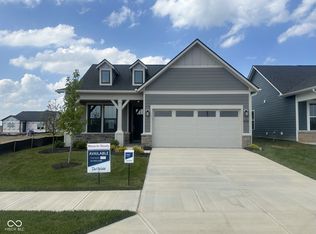 13324 Roundtop Rd, Noblesville, IN 46060