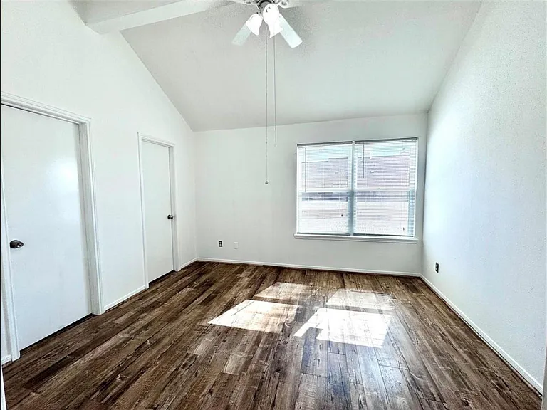 9901 Sharpcrest St #M6 — Photo 14