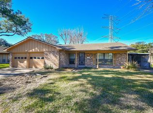 2515 Valleyfield Dr, Houston, TX 77080