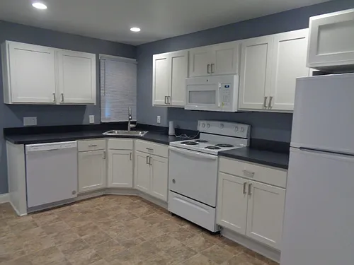 35 W Park Ave Photo 1
