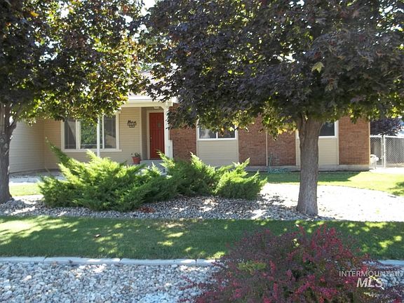 3rd image of 5736 S Omaha Pl