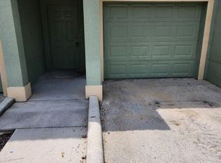 250 Crestwood Cir APT 102, Royal Palm Beach, FL 33411