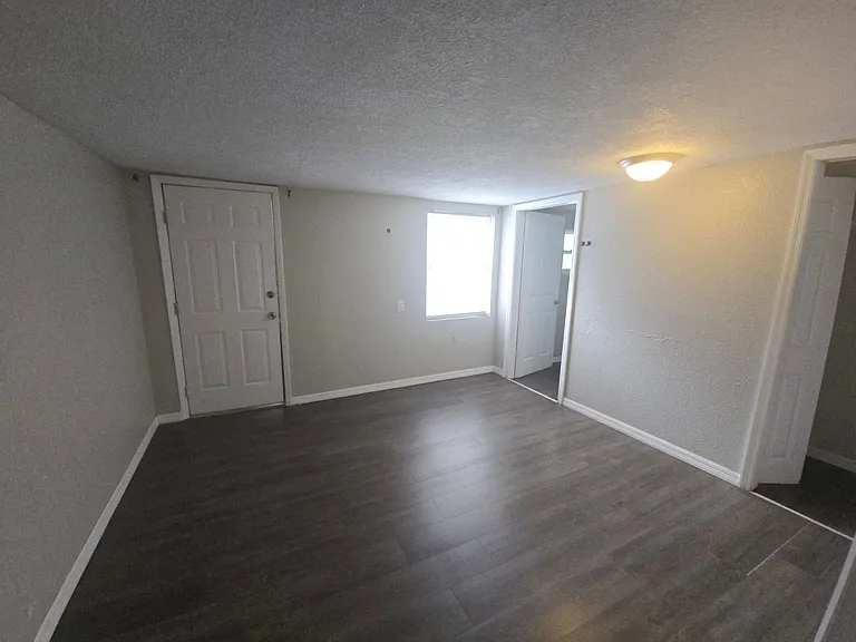 2119 Park Ave — Photo 9