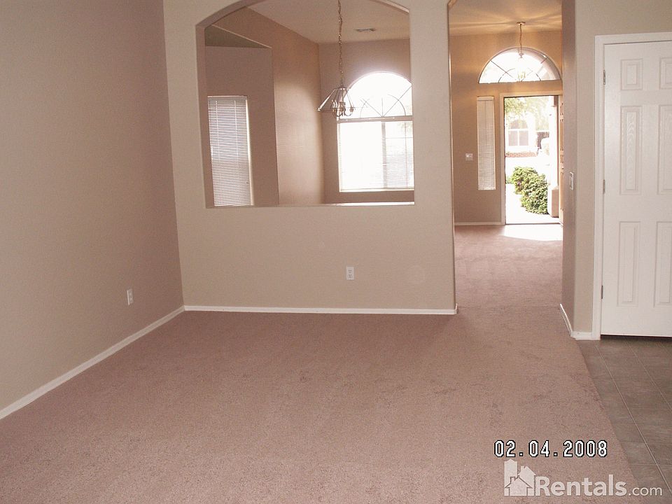 1st image of 742 E Stottler Dr