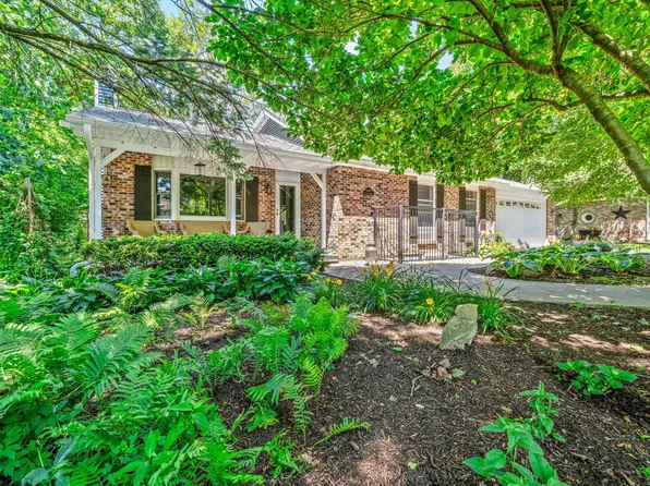 4607 E 2619th Rd, Sandwich, IL 60548