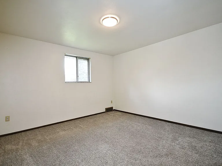 427 Manor Rd #3 — Photo 16