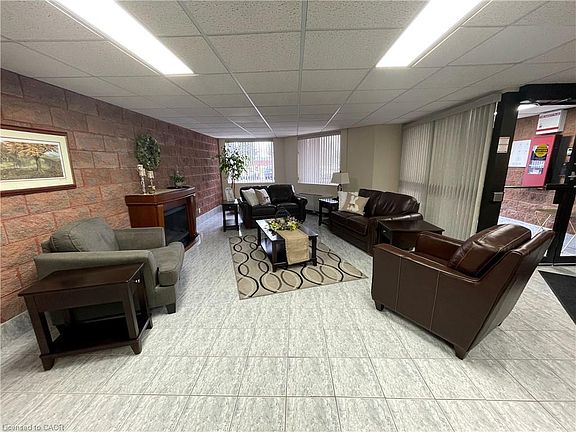 3rd image of 5 Mill Pond Ct #606