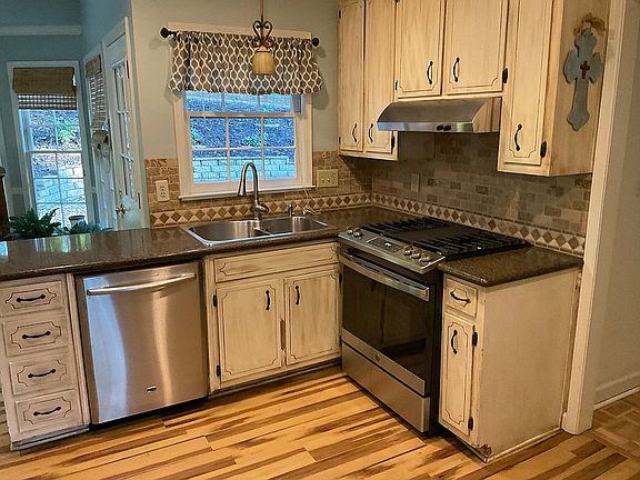5th image of 4175 Station Mill Ct
