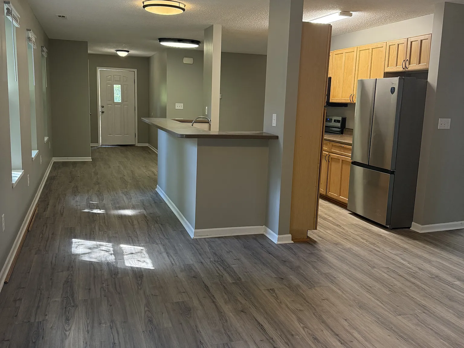 407 Ming St - 1 — Photo 4
