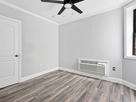 4th image of 258 W 15th St #4R