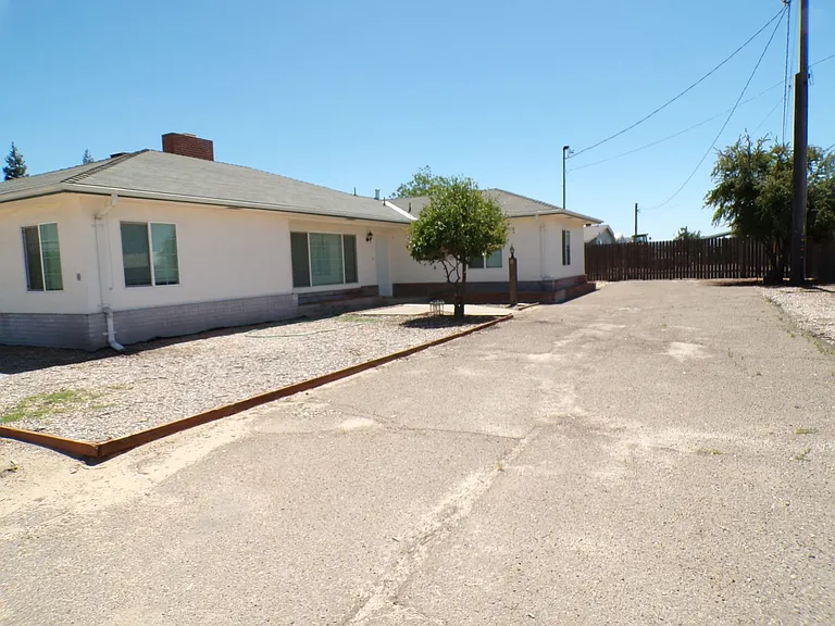 18832 Mello Rd — Photo 1