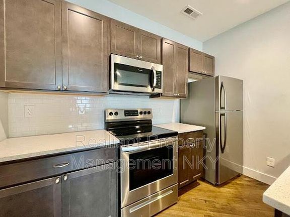 2nd image of 811 Madison Ave #100