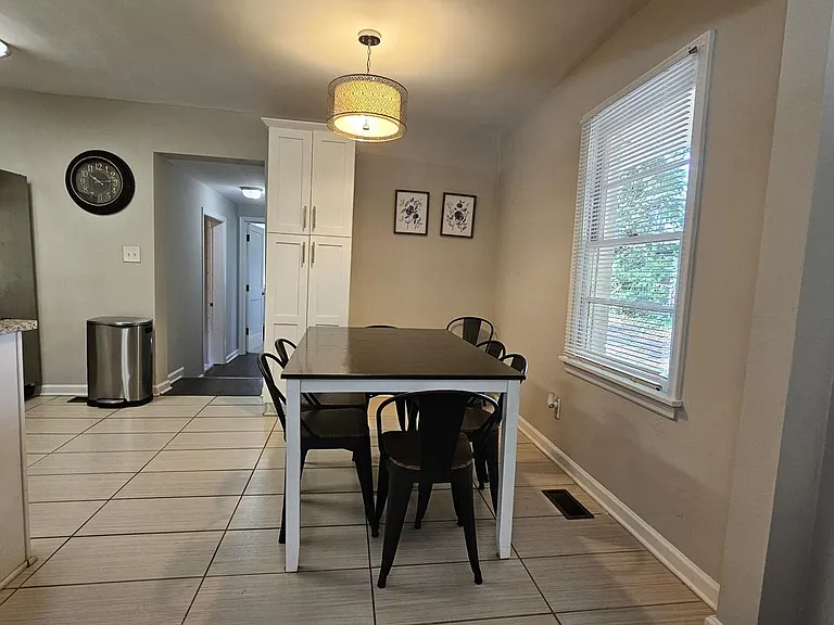 2076 W Flat Shoals Ter — Photo 7