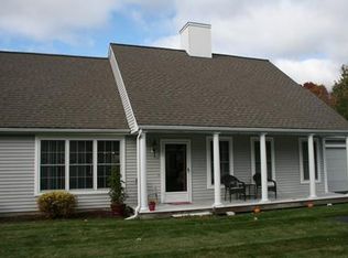 26 Twin Brooks Dr, South Easton, MA 02375