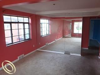 5th image of 20510 Marlowe St