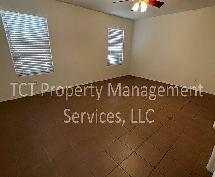 9317 E Olla Ave — Photo 13