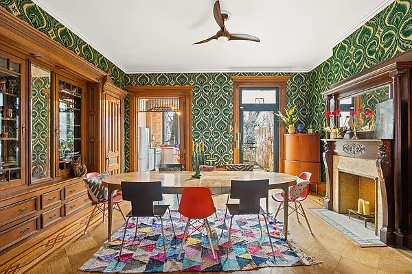 Sold by Corcoran | media 7