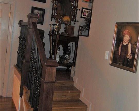 5th image of 126 Gibson Dr