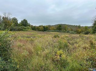 46 Asbury Rd, Hackettstown, NJ 07840