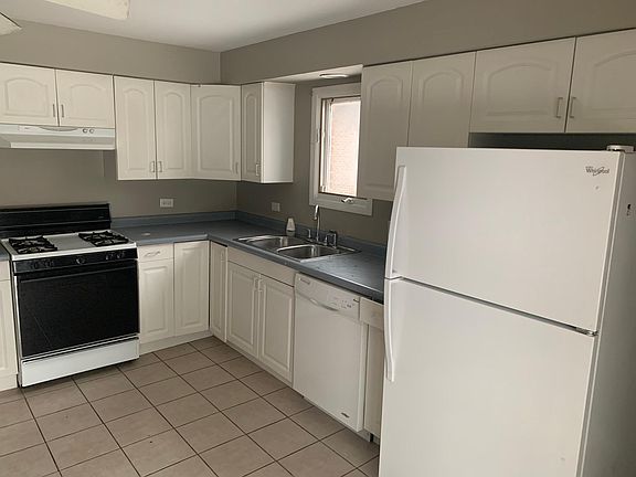 4th image of 16714 Hillside Pl APT 1