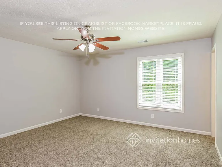 303 Park Sq — Photo 9