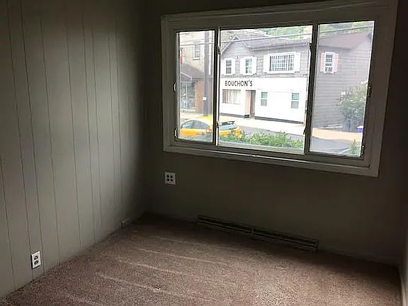 2nd image of 163 Main St #163