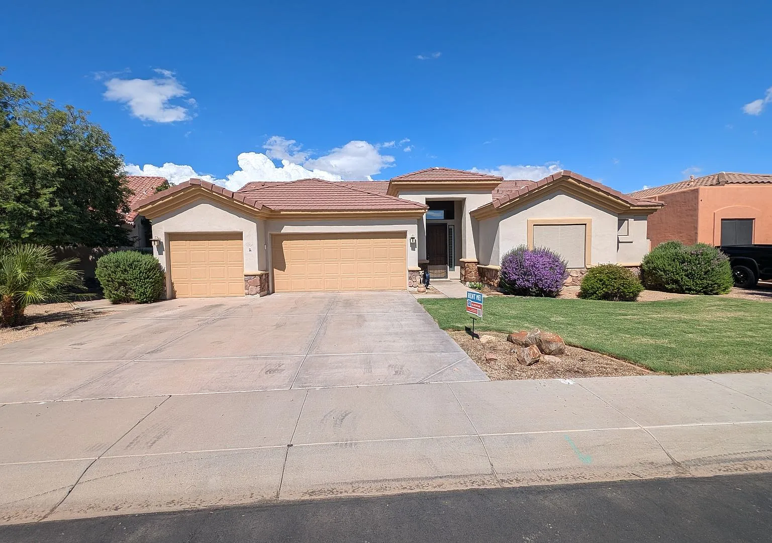 4 Bedroom Single Story Home W/ Pool & 3 Car Garage Available Near W McDowell Rd & N Dysart Rd! — Photo 1