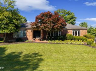 3015 Hayfield Dr, Louisville, KY 40205