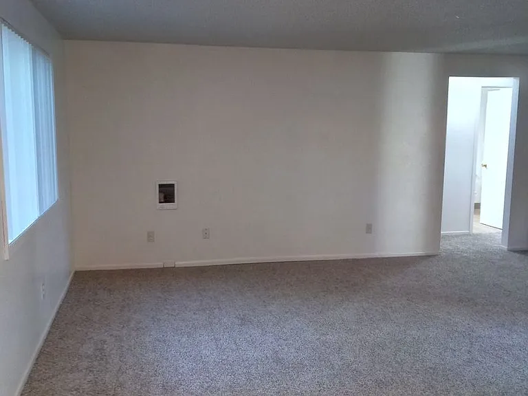 Oakview Terrace Apartments — Photo 5